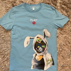 Blue graphic T shirt